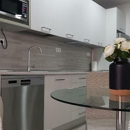 Appartamento Apartamento céntrico a 10 minutos de Opera II Madrid Esterno foto