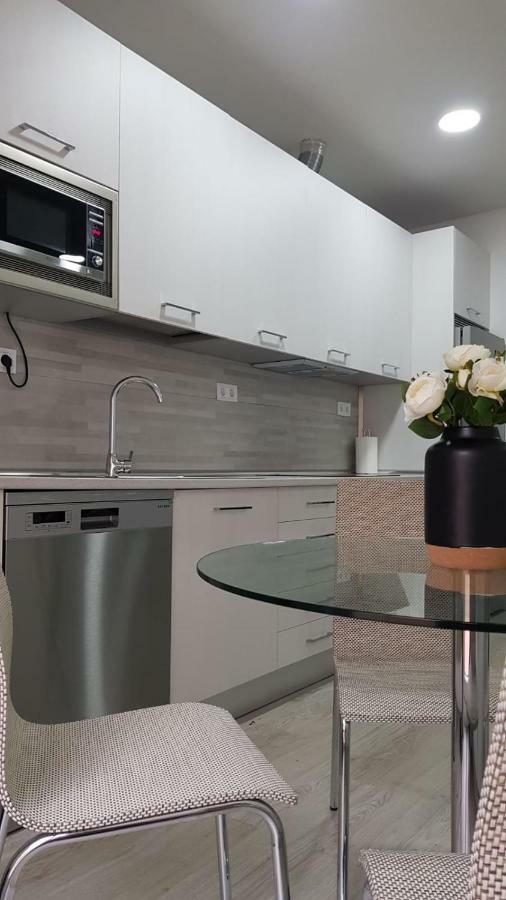 Appartamento Apartamento céntrico a 10 minutos de Opera II Madrid Esterno foto